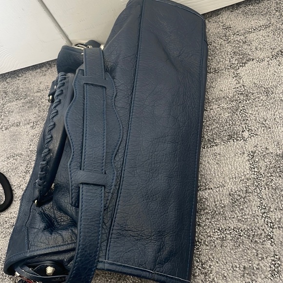 Balenciaga City Bag Medium shoulder strap & handles - Picture 5 of 16